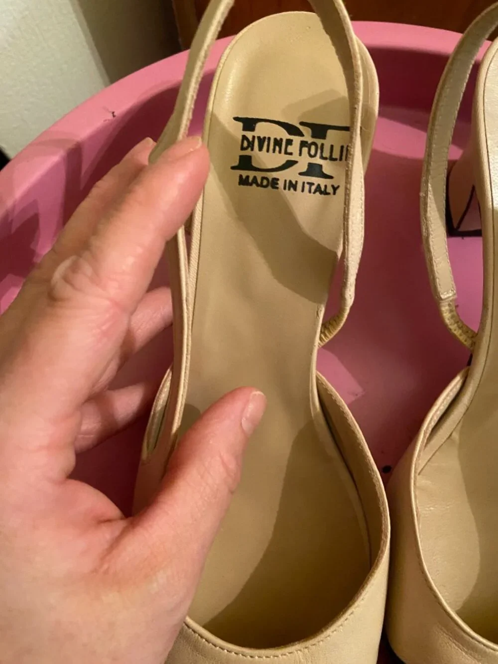 Divine Follie beige/black slingback heels
